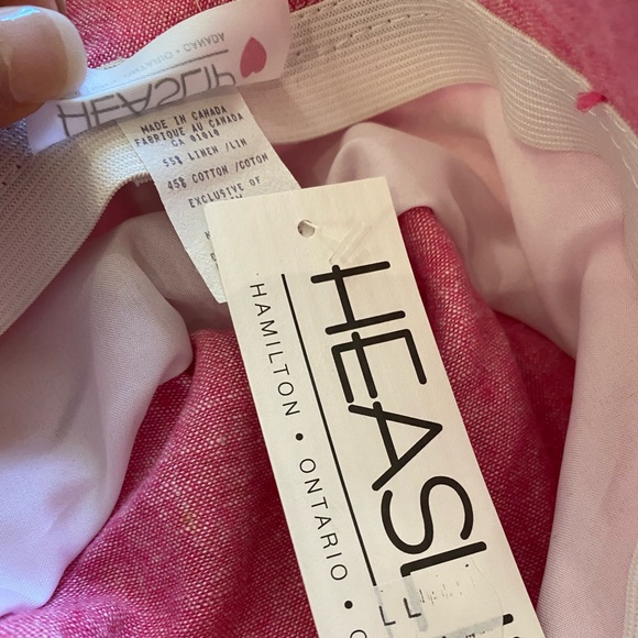 🎉HP🎉 BNWT Linen bucket hat - Picture 2 of 3